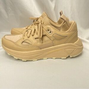 Brandblack Women's Aura 130 Vegatan Beige VIBRAM shoes size 7.5